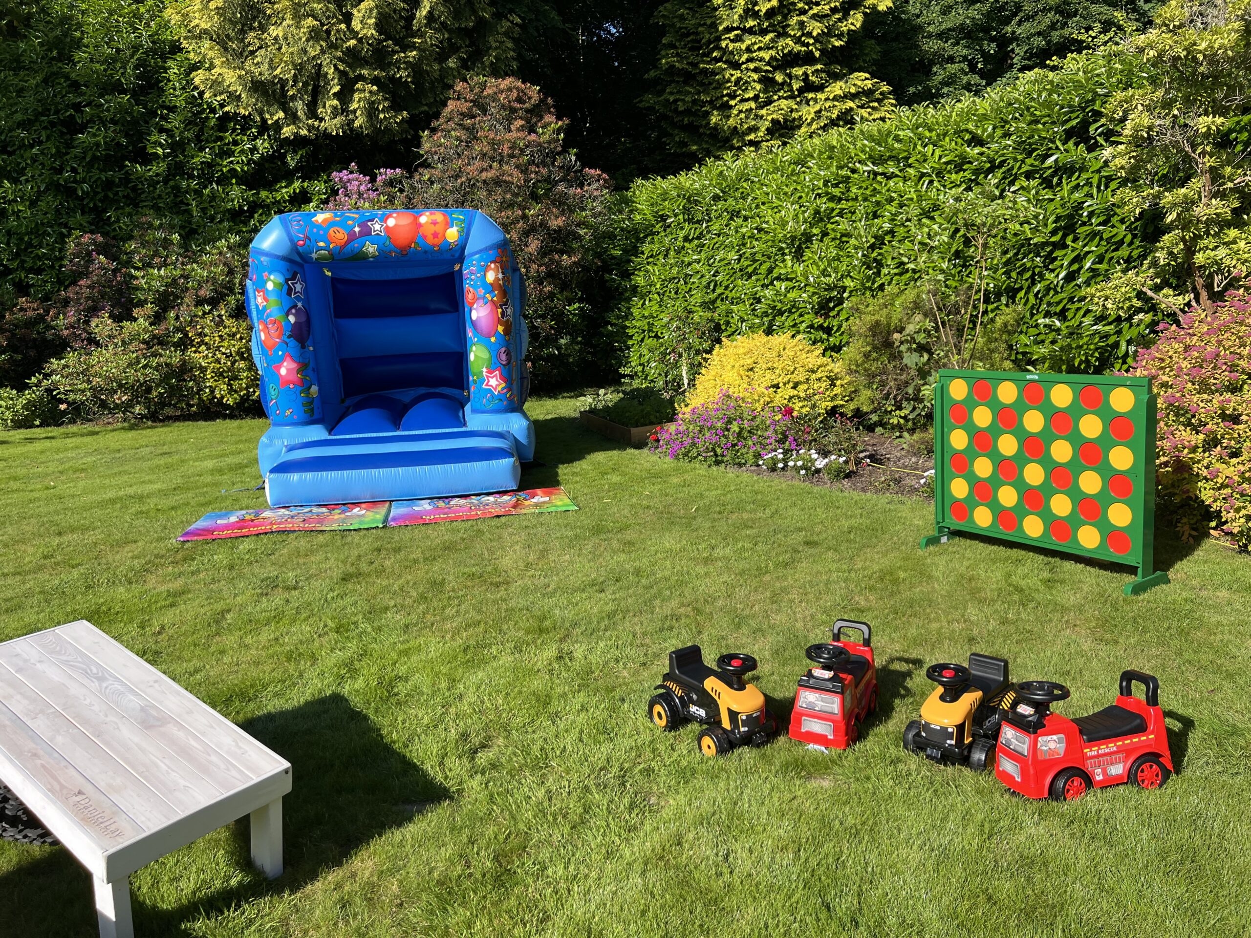Indoor Spiele Kinder für lange Nachmittage ohne Langeweile