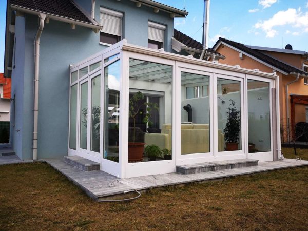 Markise Senkrecht als Design-Element in der modernen Architektur