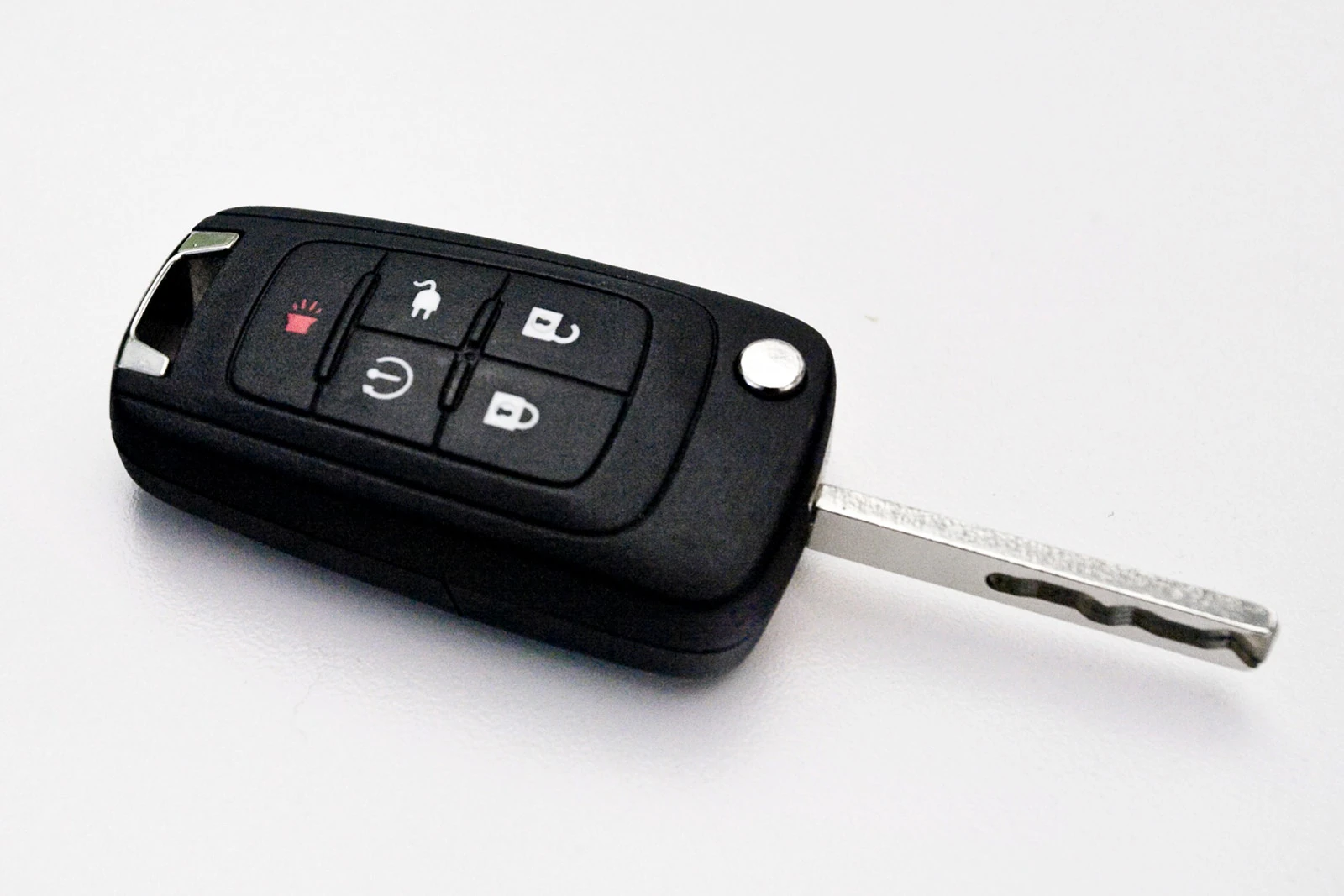 Autoschlüssel nachmachen günstig und sicher – Vertrauen Sie MR-KEY